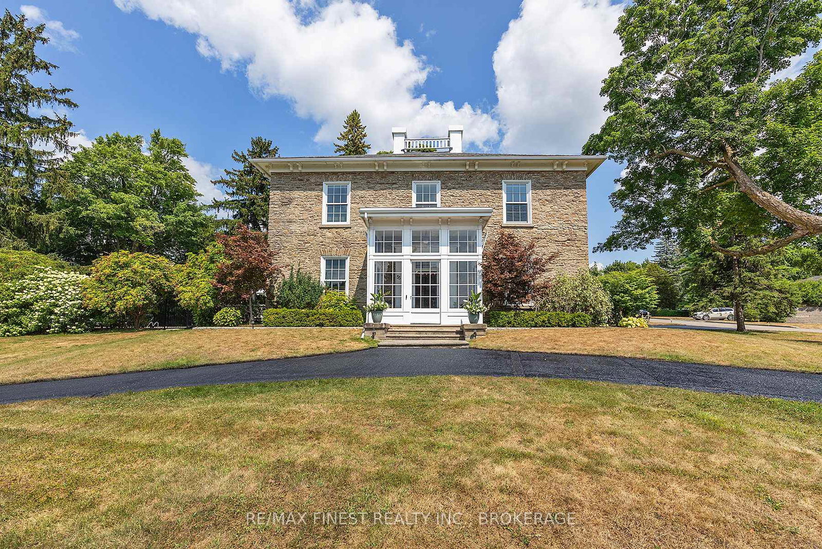 55-cochrane-drive-brockville-ontario-x12855354