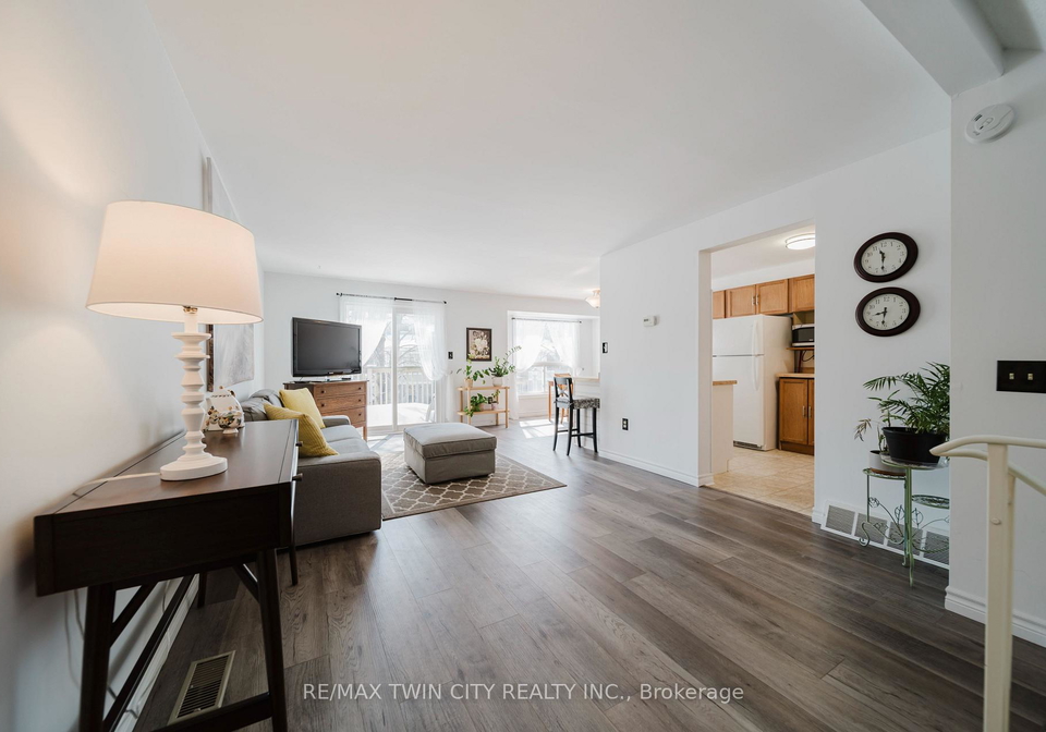 54-green-valley-drive-kitchener-ontario-x12855462