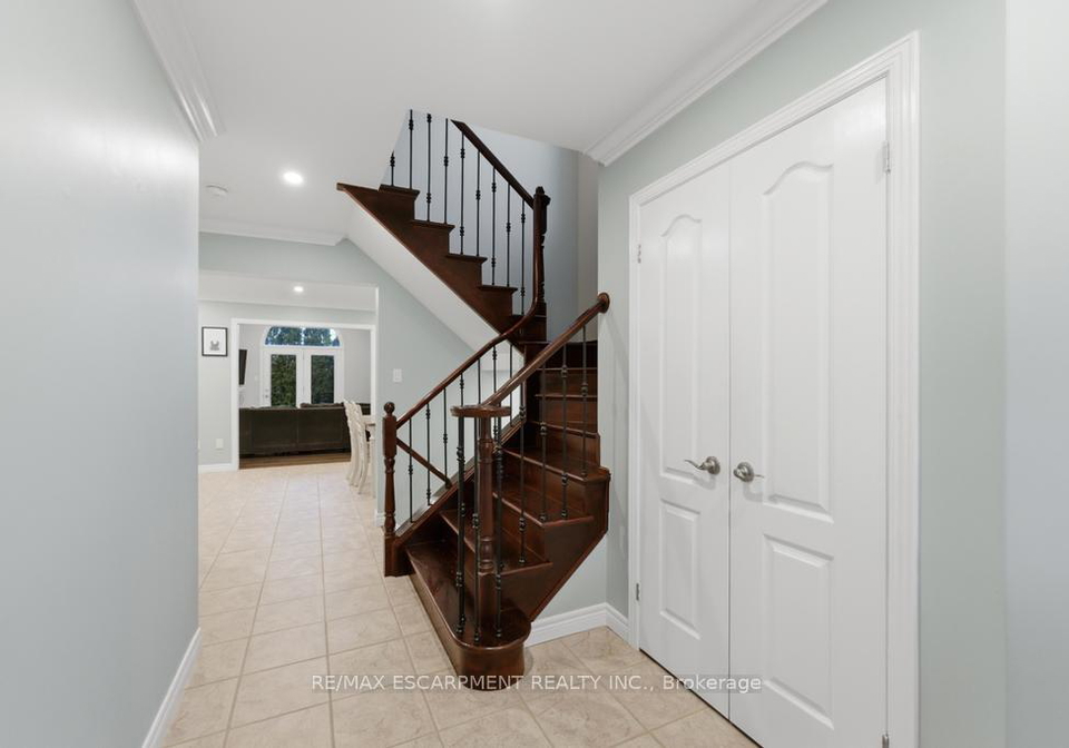 7-vidal-court-grimsby-ontario-x12855518