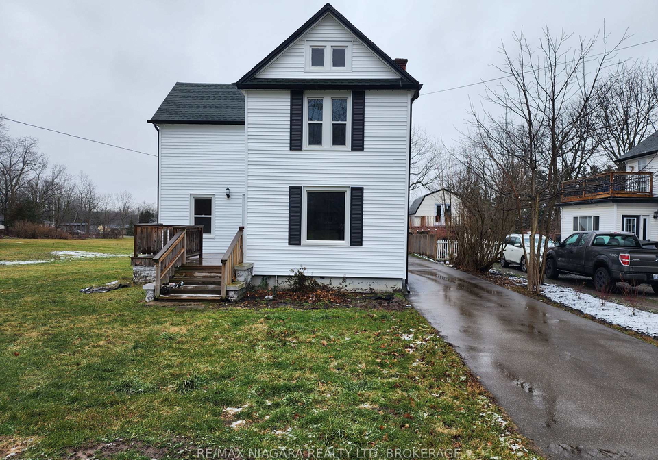 549-ridge-road-north-fort-erie-ontario-x12855640