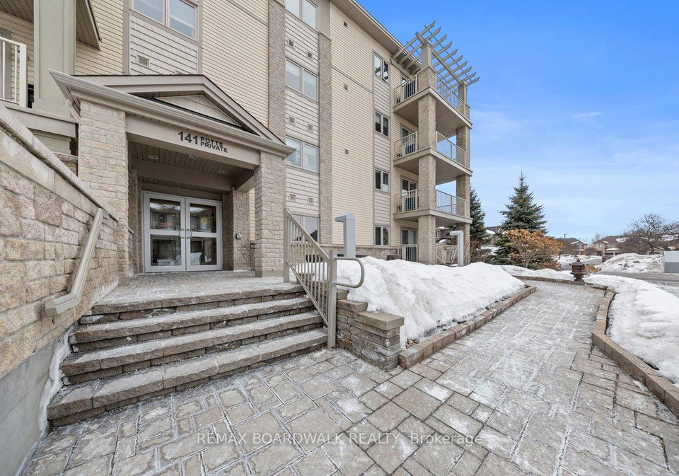 141-potts-private-ottawa-ontario-x12855796