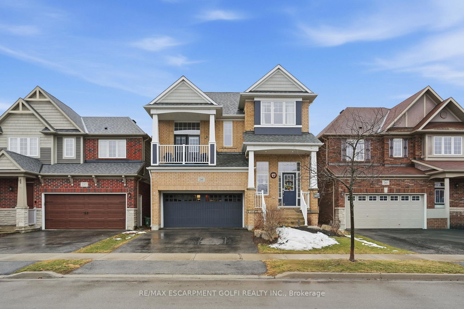 241-montreal-circle-hamilton-ontario-x12855998