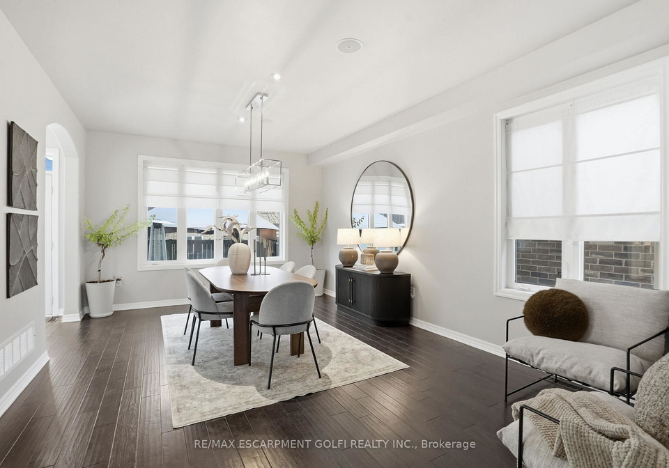 241-montreal-circle-hamilton-ontario-x12855998
