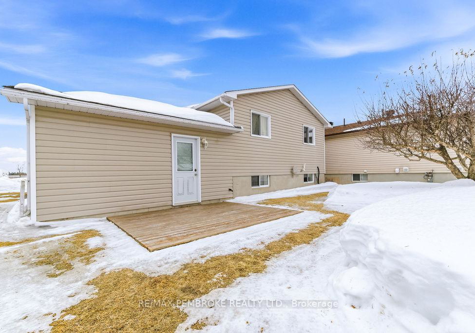 614-weston-street-pembroke-ontario-x12856040
