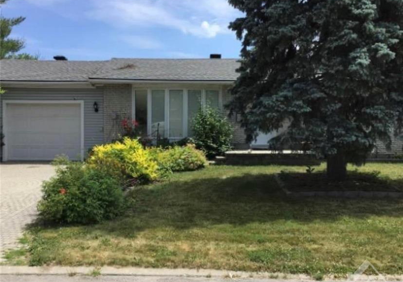15-saginaw-crescent-ottawa-ontario-x12856274