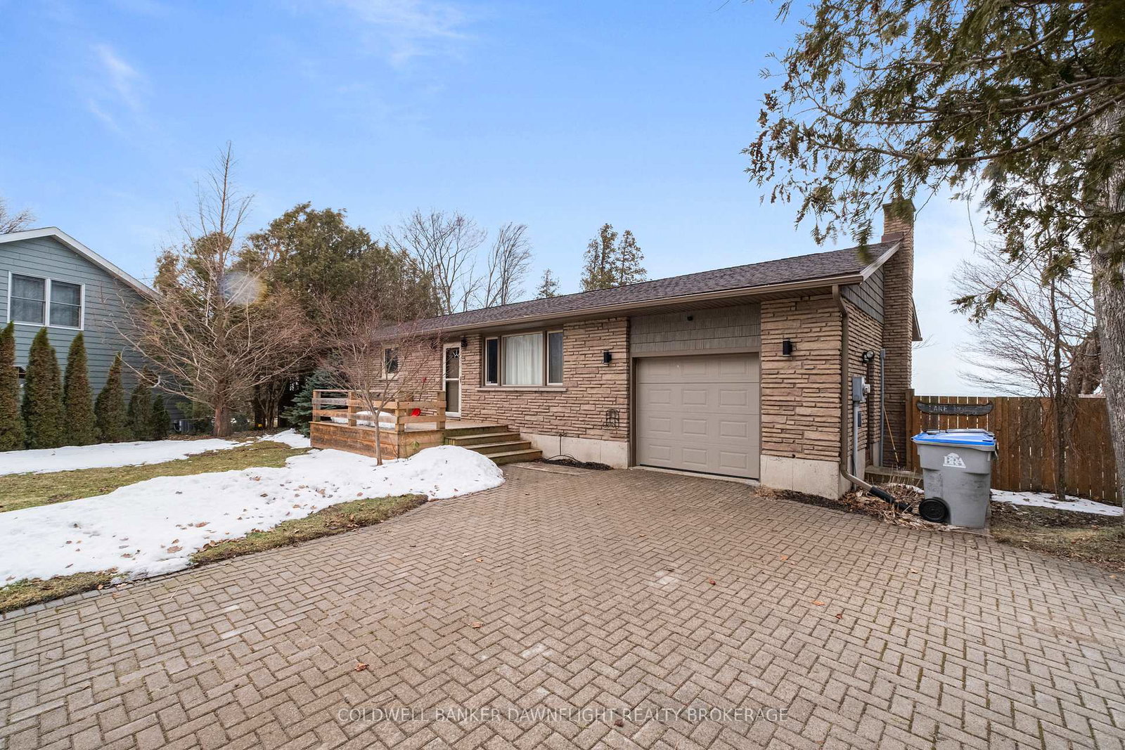 74399-cardinal-court-bluewater-ontario-x12856366