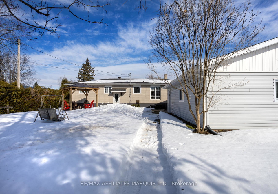 22-pine-street-south-stormont-ontario-x12856594