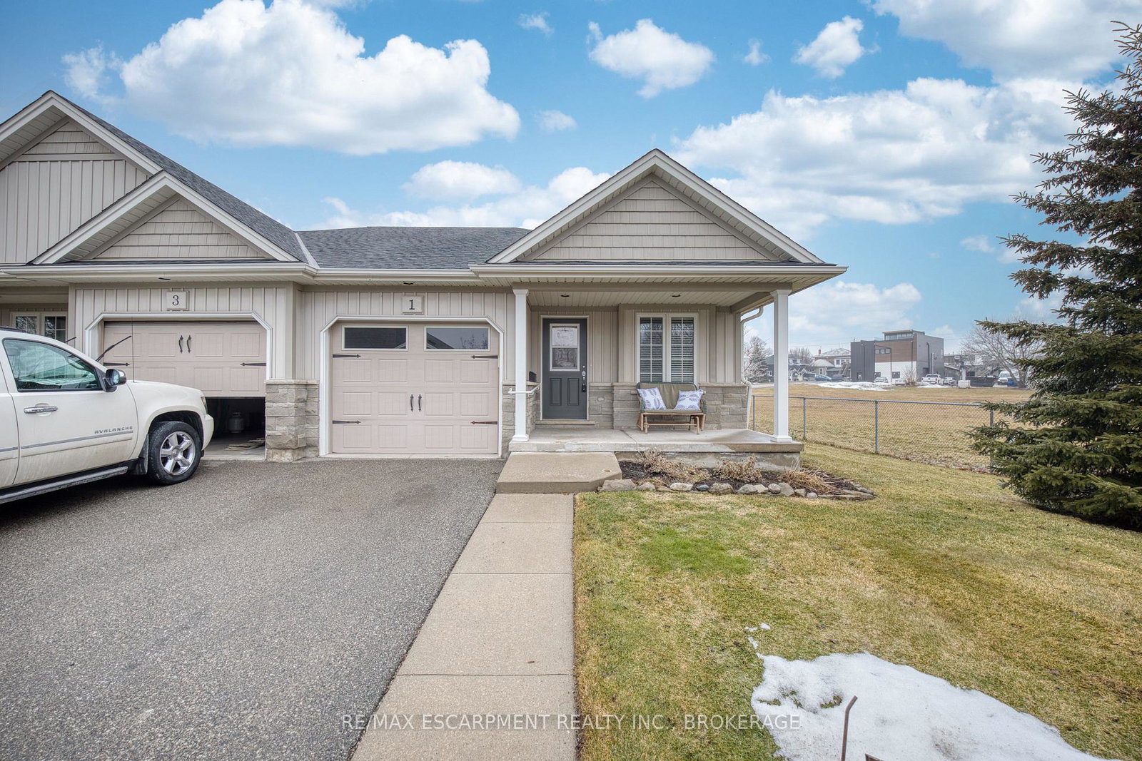 1-sunnydale-court-west-lincoln-ontario-x12856750