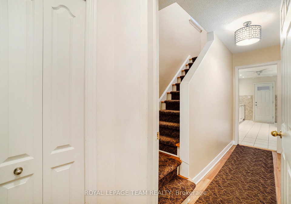 2493-clementine-boulevard-ottawa-ontario-x12856810