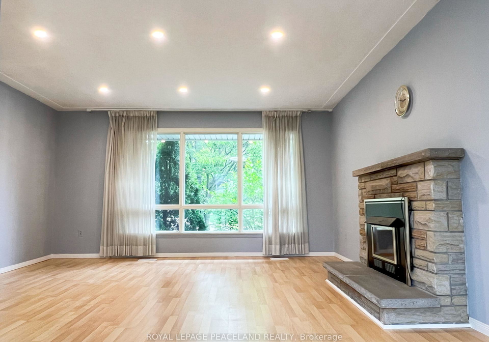 403-denlow-avenue-hamilton-ontario-x12857172