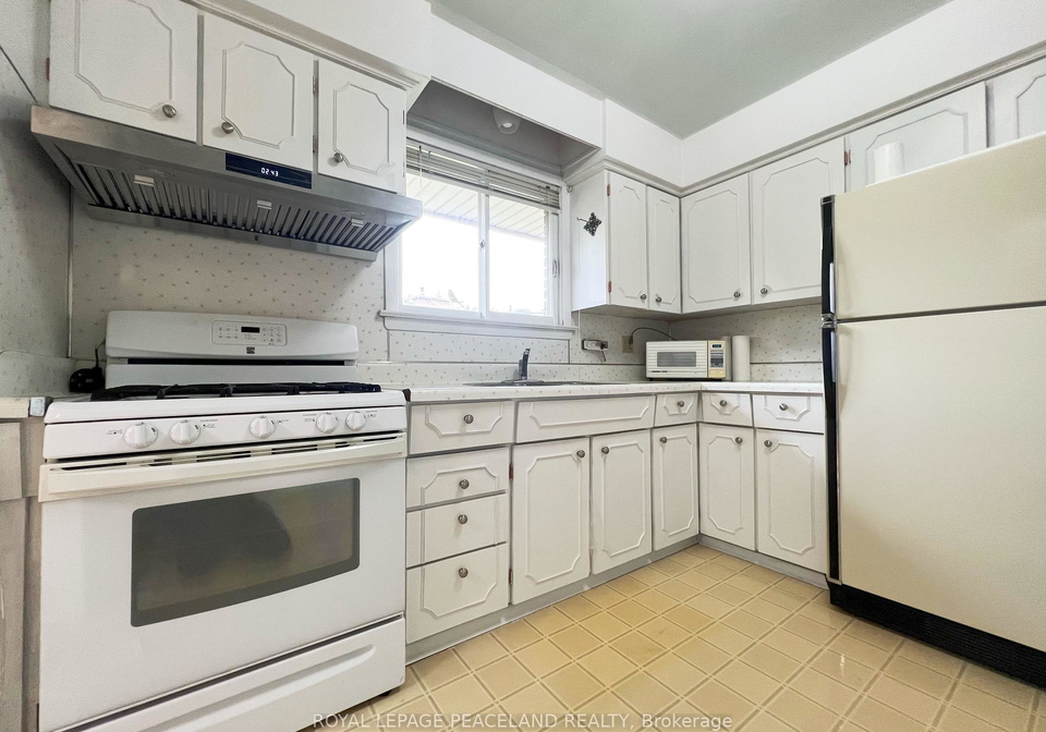 403-denlow-avenue-hamilton-ontario-x12857172