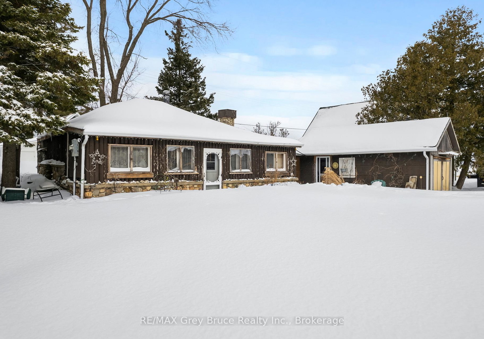 11-mcneil-street-northern-bruce-peninsula-ontario-x12857342