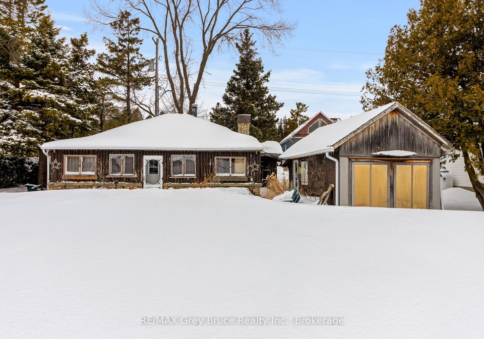 11-mcneil-street-northern-bruce-peninsula-ontario-x12857342
