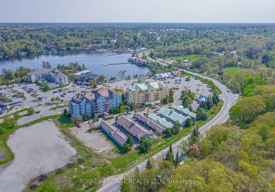 130-steamship-bay-road-gravenhurst-ontario-x12857988