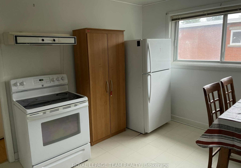 482-vernon-avenue-ottawa-ontario-x12858782
