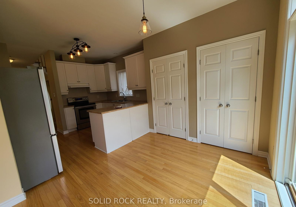 138-hillman-marsh-way-ottawa-ontario-x12859114