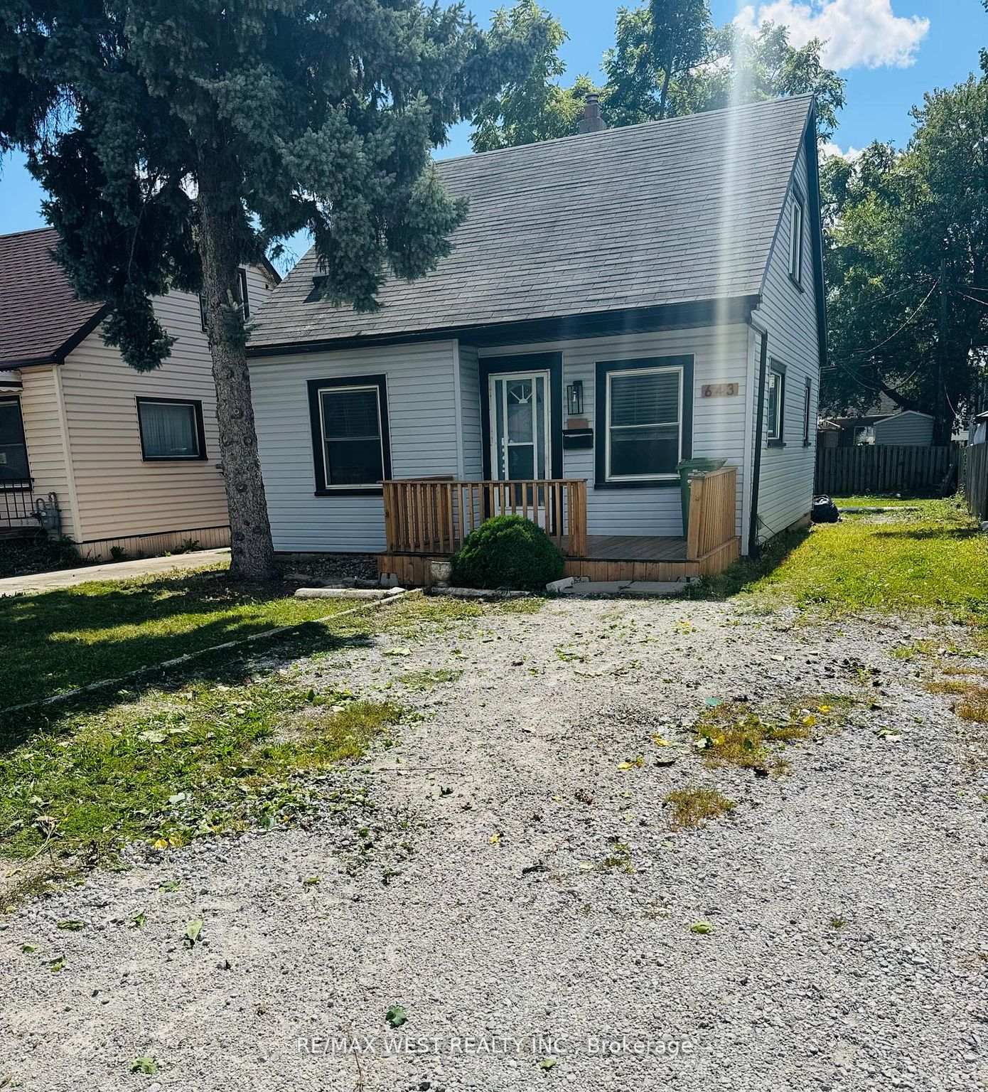 643-charles-street-e-windsor-ontario-x12859290