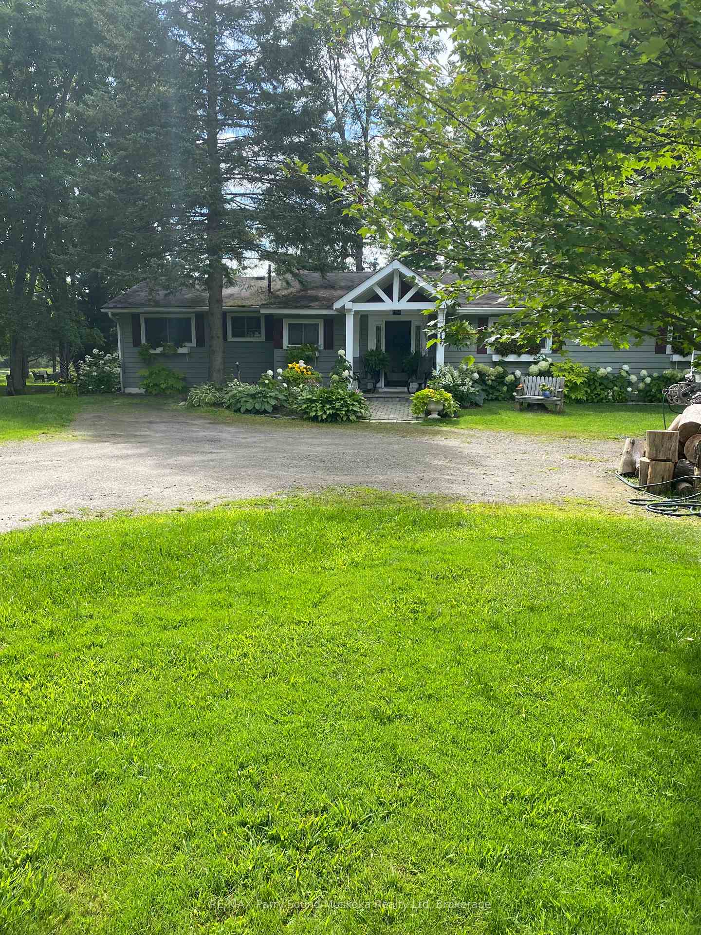 49-maple-street-seguin-ontario-x12859382