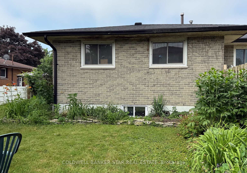 109-a-victoria-street-southwest-middlesex-ontario-x12859886