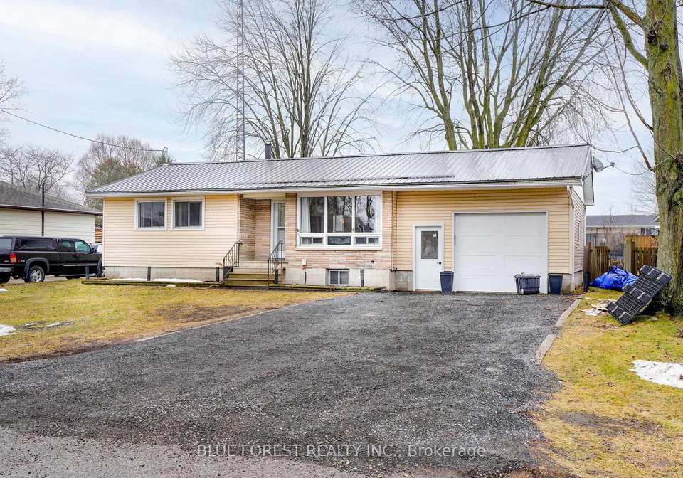 218-maple-street-west-elgin-ontario-x12860054