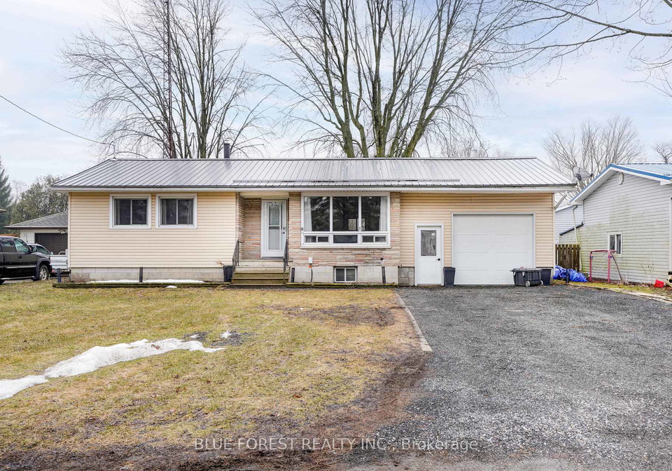 218-maple-street-west-elgin-ontario-x12860054