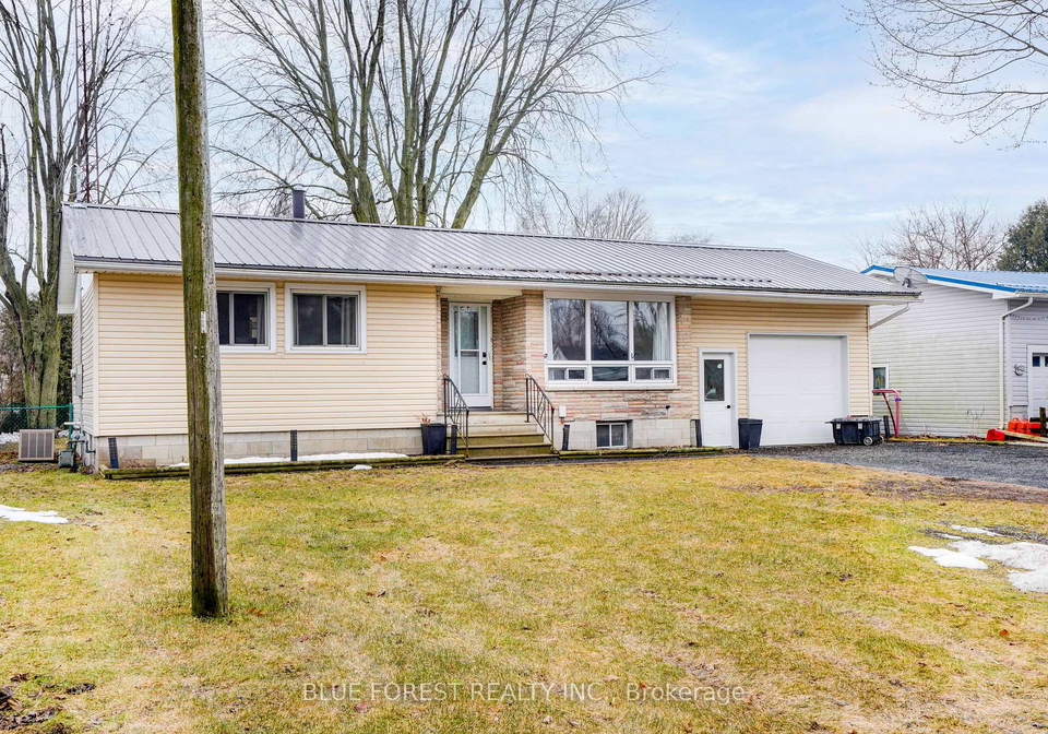 218-maple-street-west-elgin-ontario-x12860054