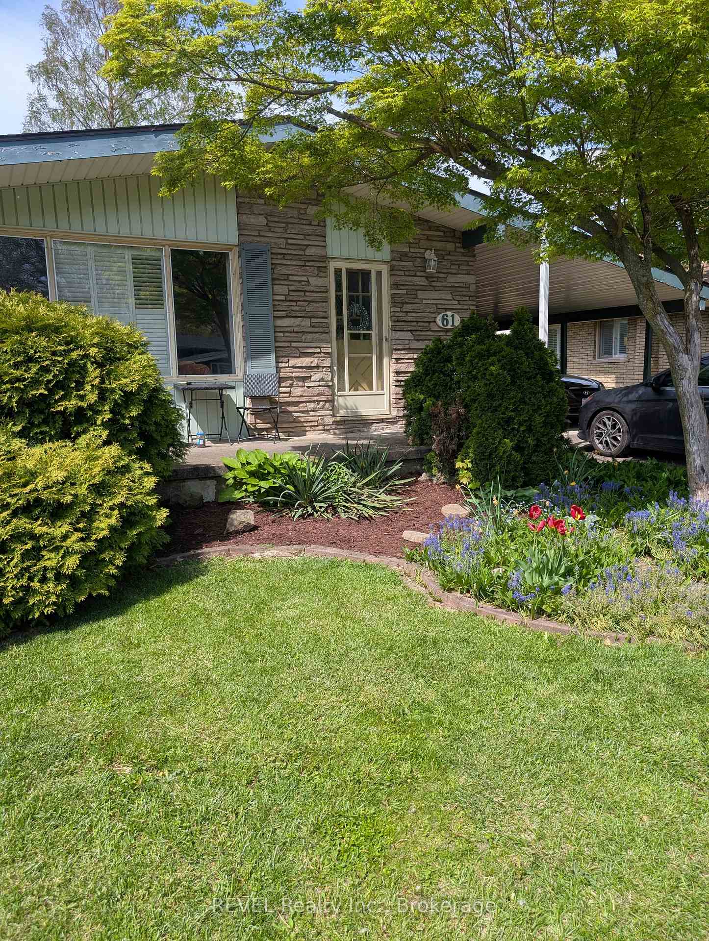 61-woodrow-street-st-catharines-ontario-x12860176