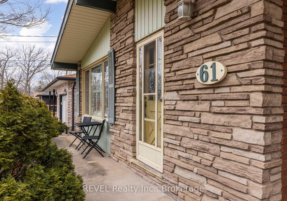 61-woodrow-street-st-catharines-ontario-x12860176