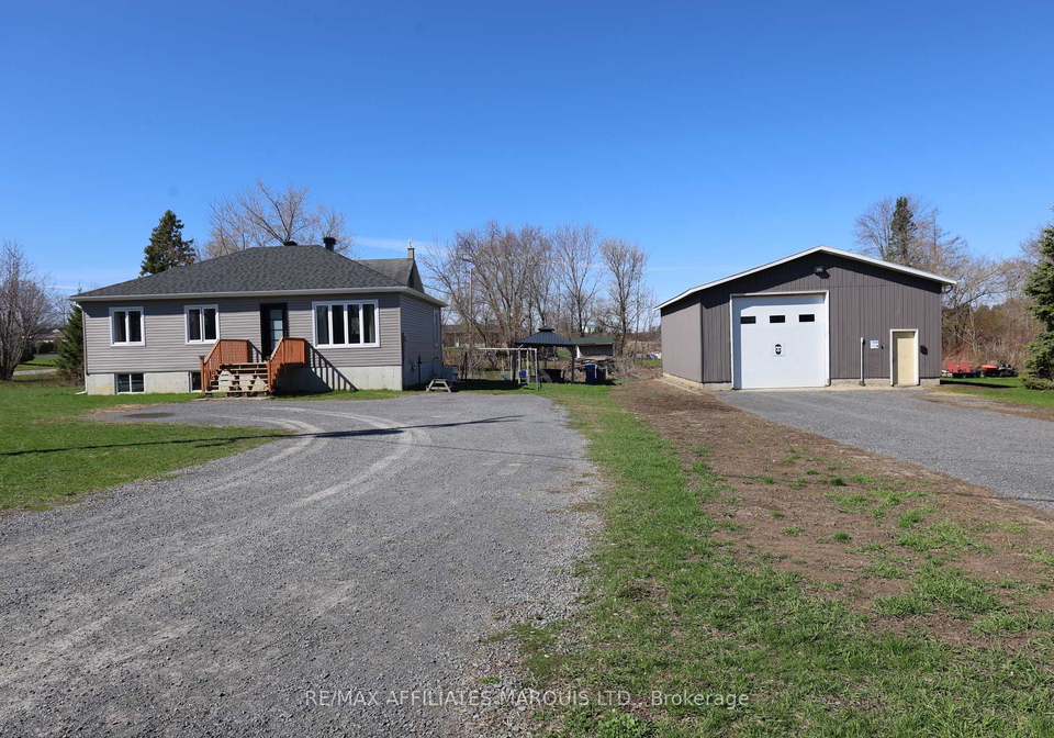 6769-st-polycarp-street-north-stormont-ontario-x12860252