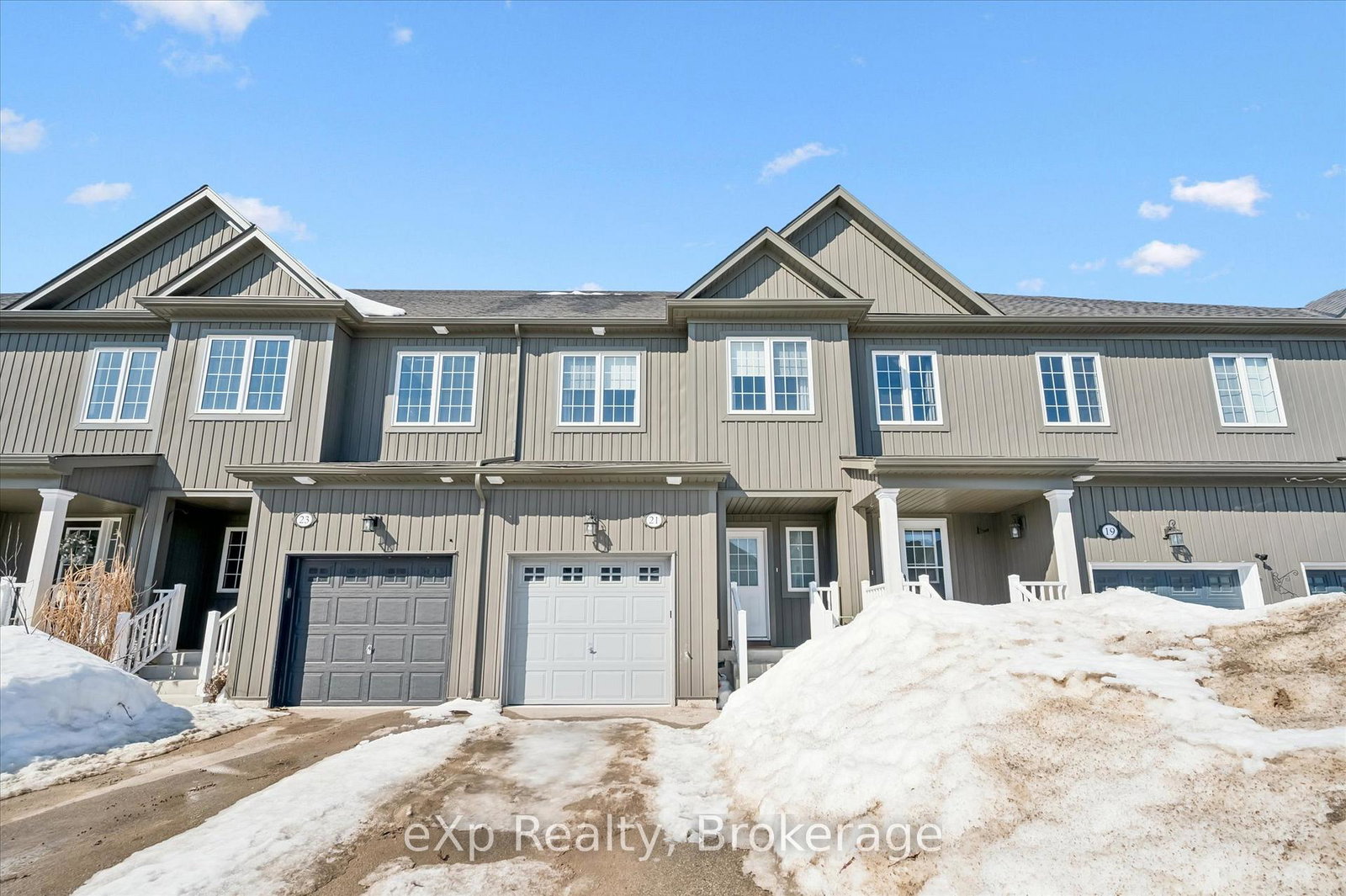 21-courtney-street-centre-wellington-ontario-x12860438