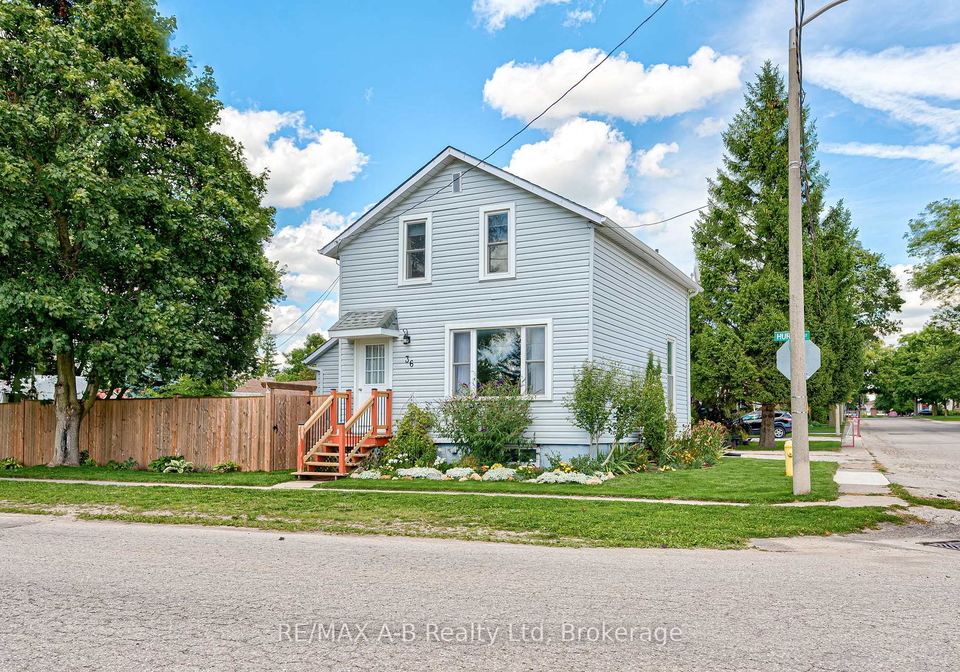36-huron-street-huron-east-ontario-x12860570