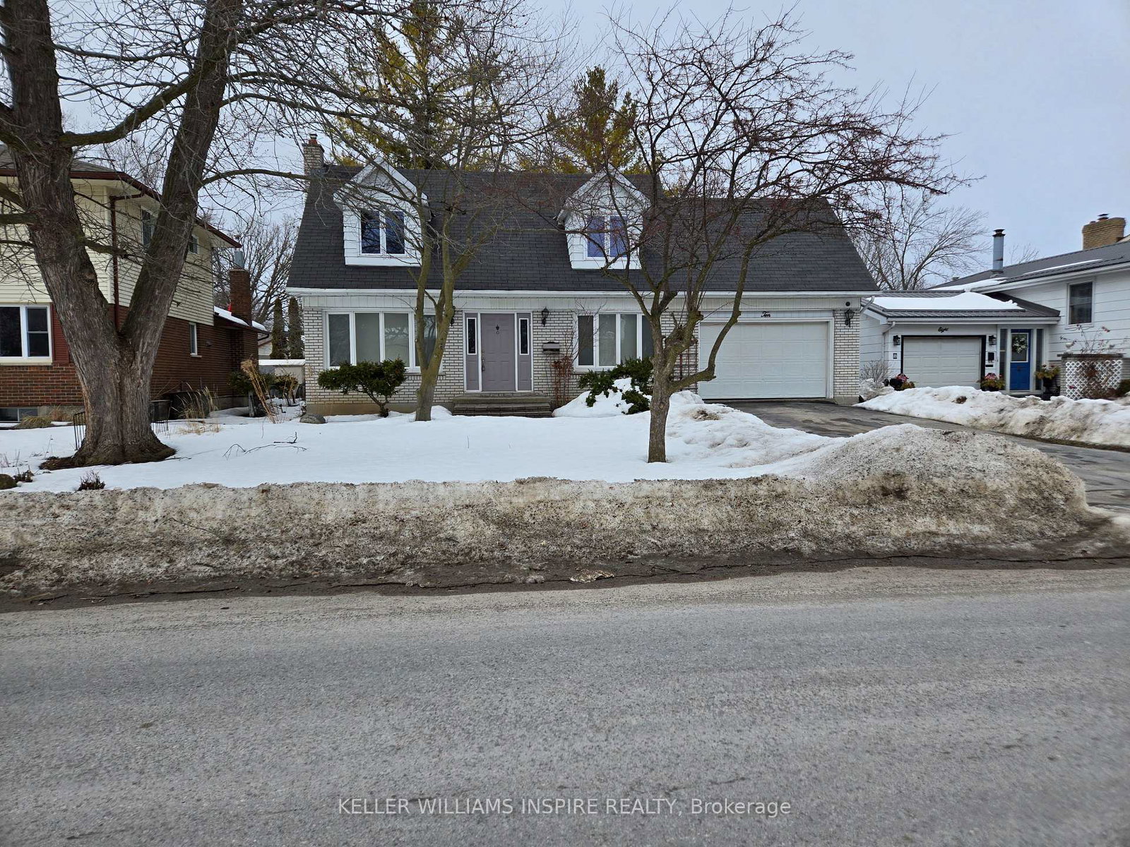 10-flint-drive-belleville-ontario-x12860598