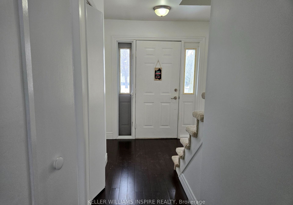 10-flint-drive-belleville-ontario-x12860598