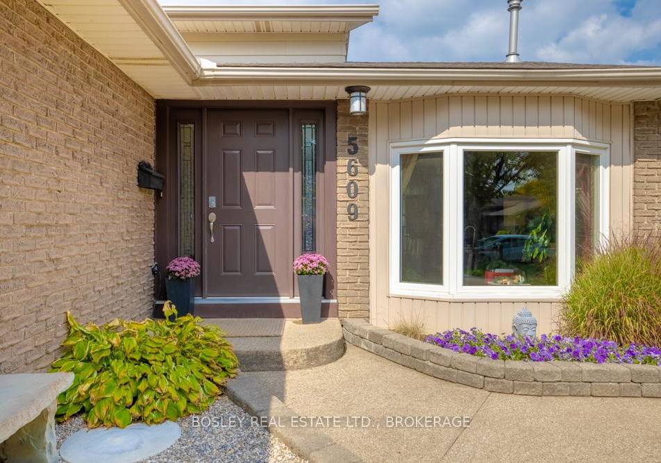 5609-fredonia-drive-niagara-falls-ontario-x12860624