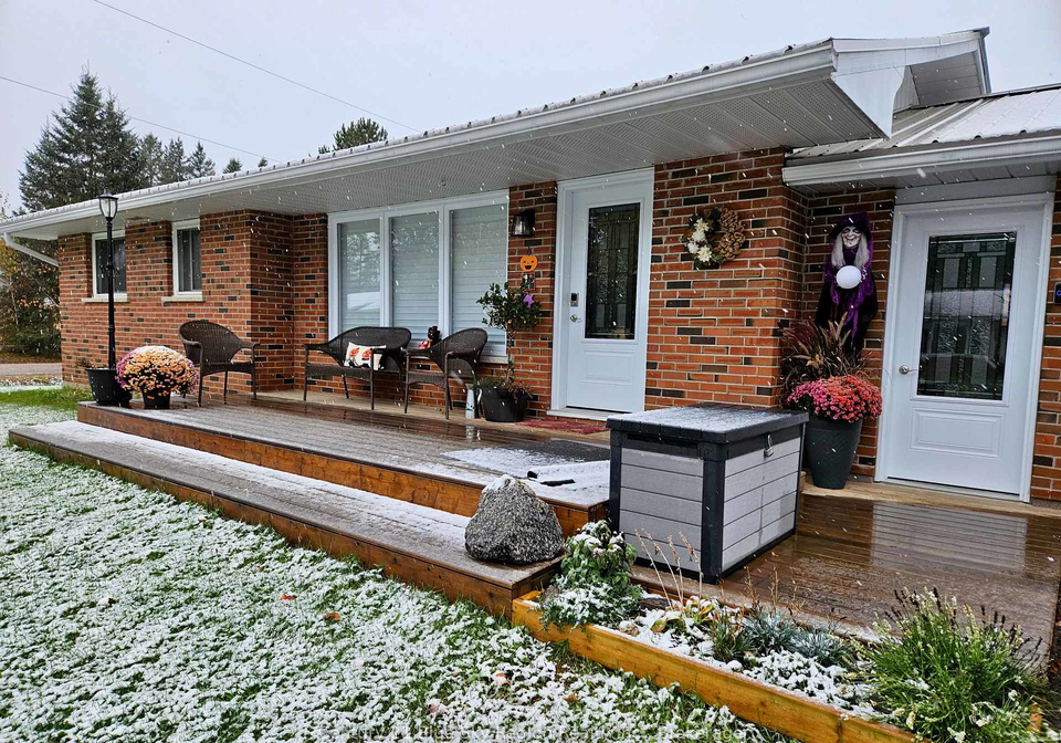 30-alfred-street-south-river-ontario-x12860718