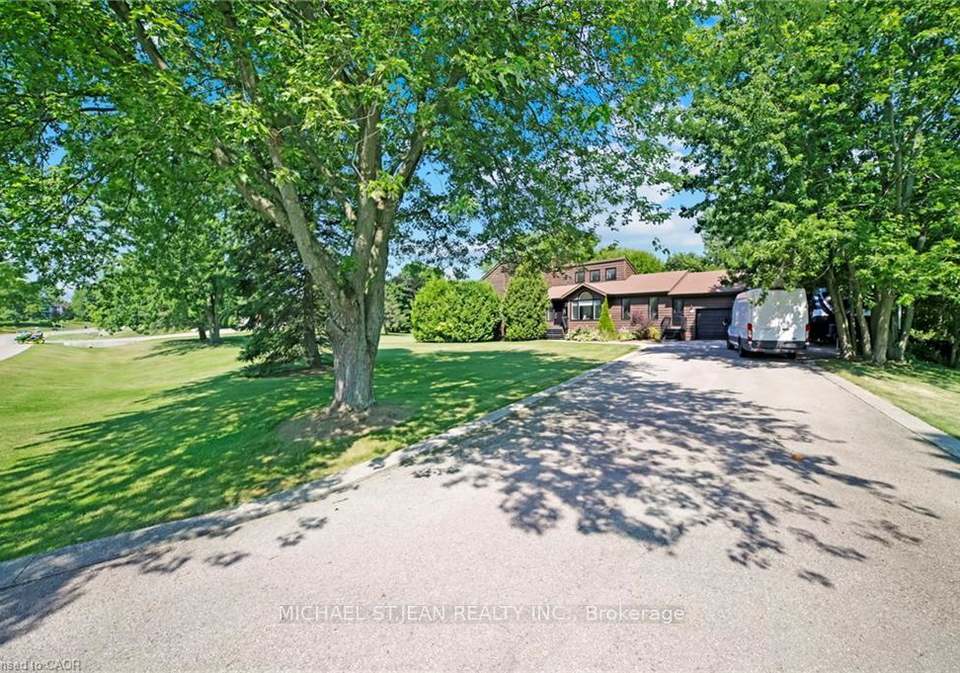 11-weneil-drive-hamilton-ontario-x12860828