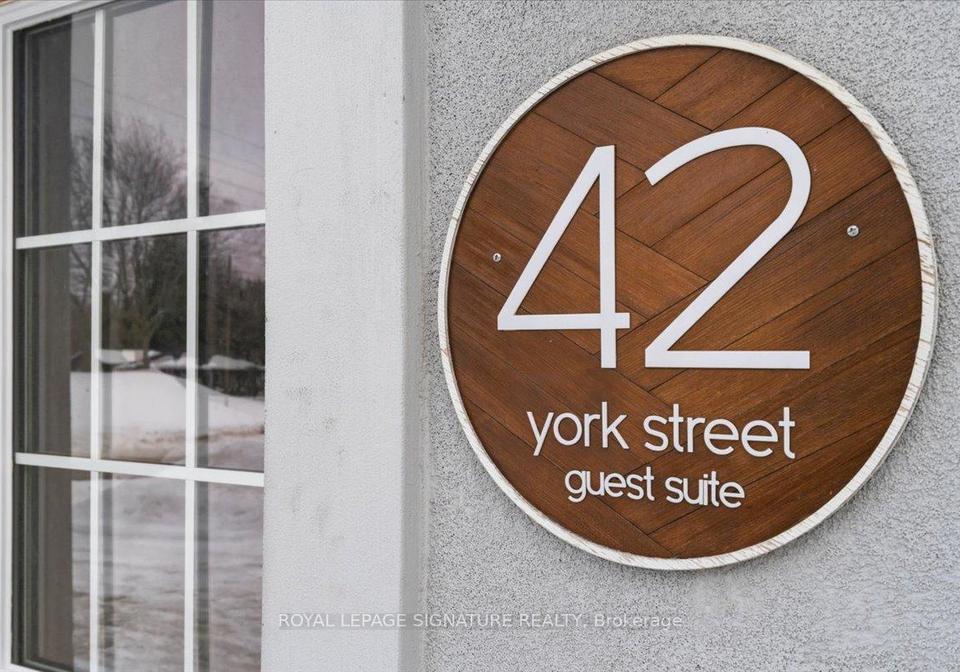 42-york-street-prince-edward-county-ontario-x12860878