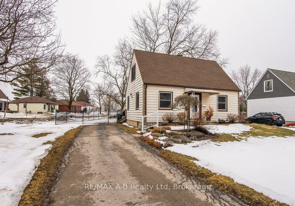 54-glastonbury-drive-stratford-ontario-x12860914