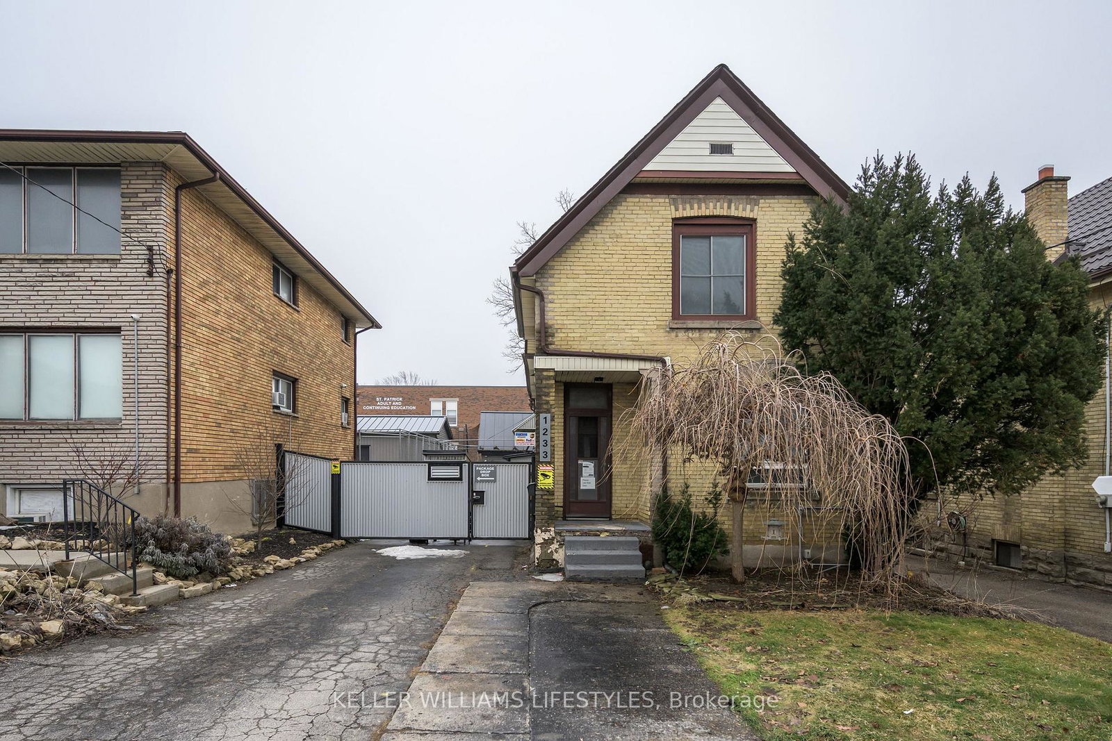 1233-dundas-street-london-east-ontario-x12860960