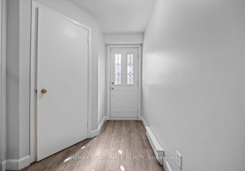 1513-thurlow-street-ottawa-ontario-x12861220