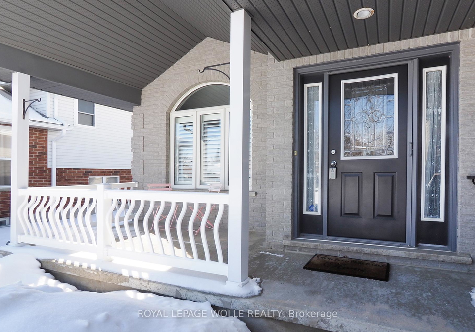 21-moore-street-stratford-ontario-x12861270