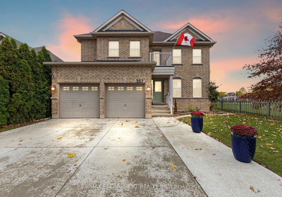 257-wright-crescent-niagara-on-the-lake-ontario-x12861346