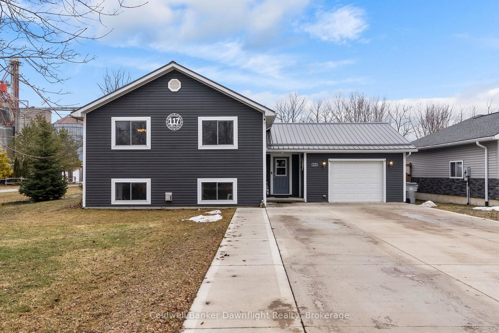 117-mill-street-north-middlesex-ontario-x12861366