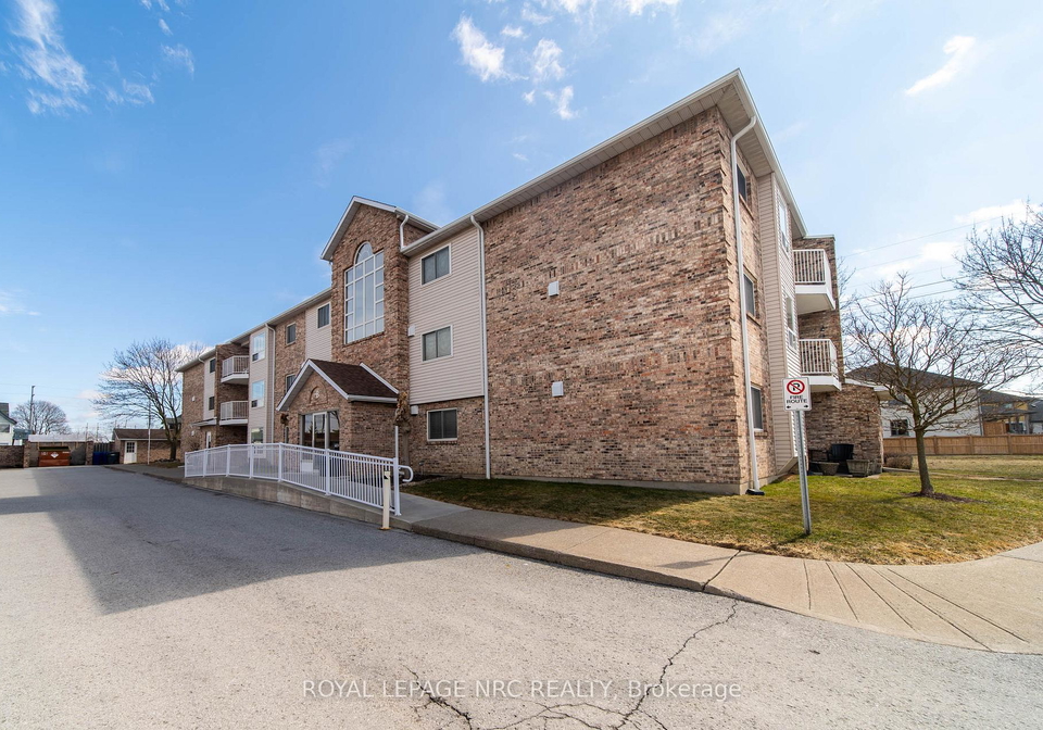 1061-vansickle-road-n-st-catharines-ontario-x12861382
