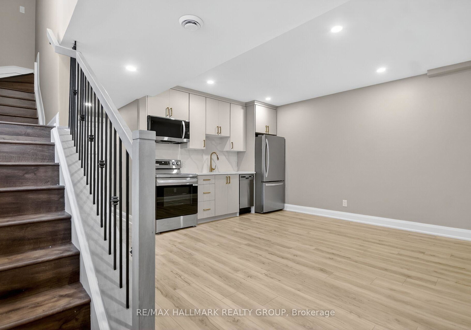 74-burnetts-grove-circle-ottawa-ontario-x12861456
