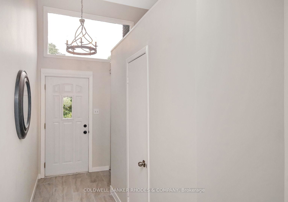 2098-eric-crescent-ottawa-ontario-x12861594