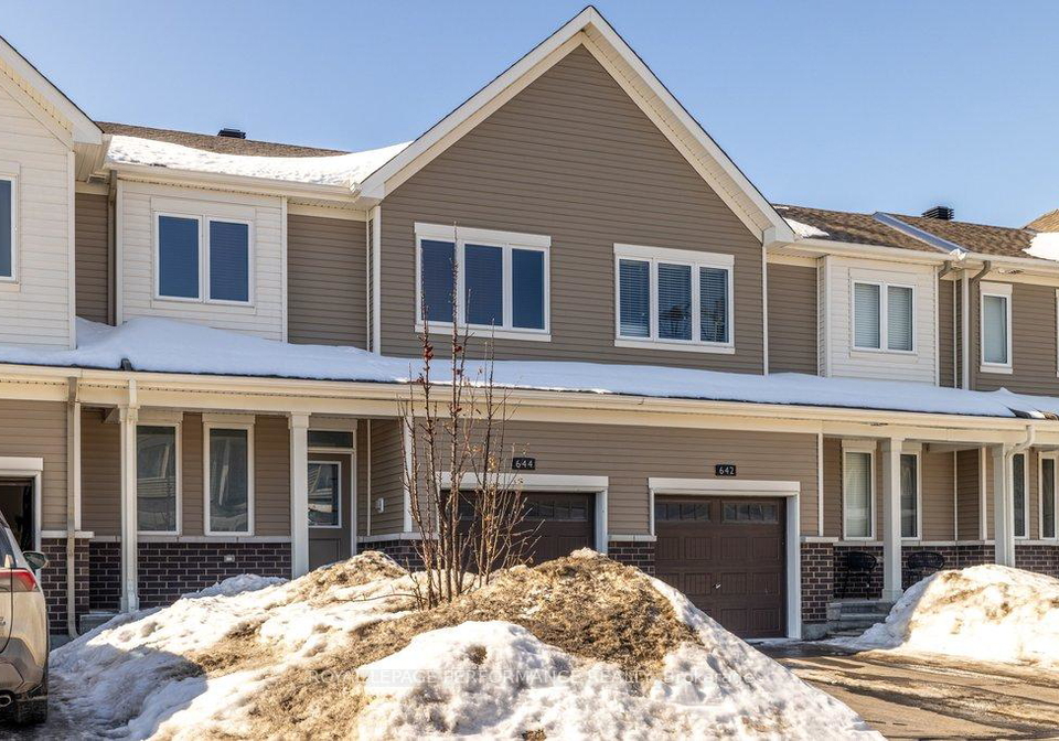 644-crevier-walk-ottawa-ontario-x12861634