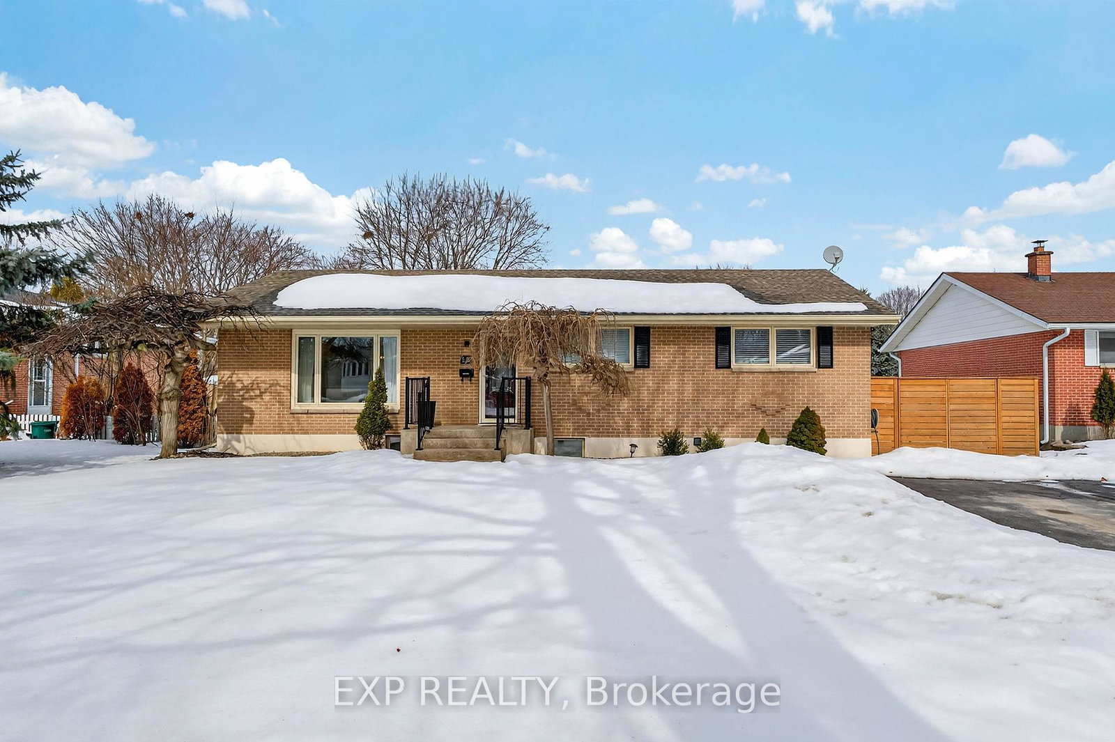 11-hampstead-heath-kingston-ontario-x12861676