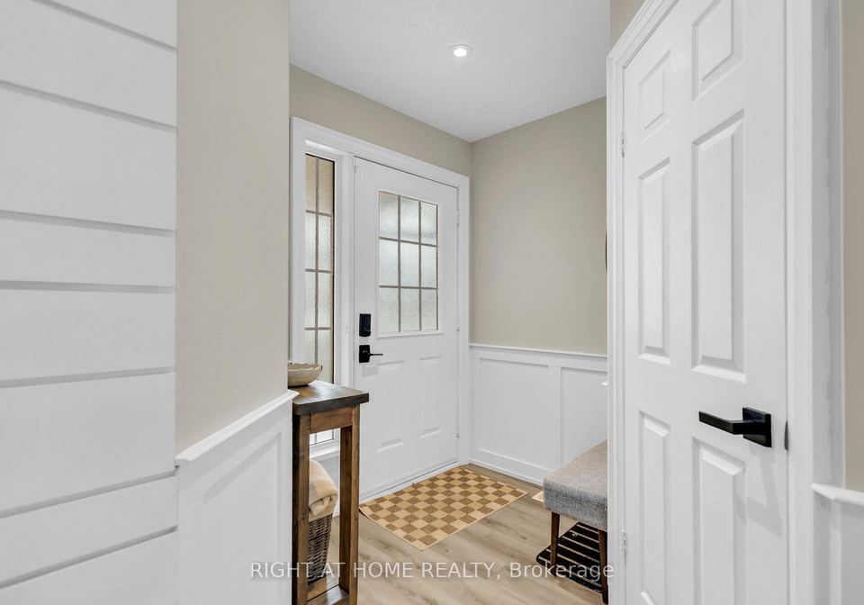 552-activa-avenue-kitchener-ontario-x12861850