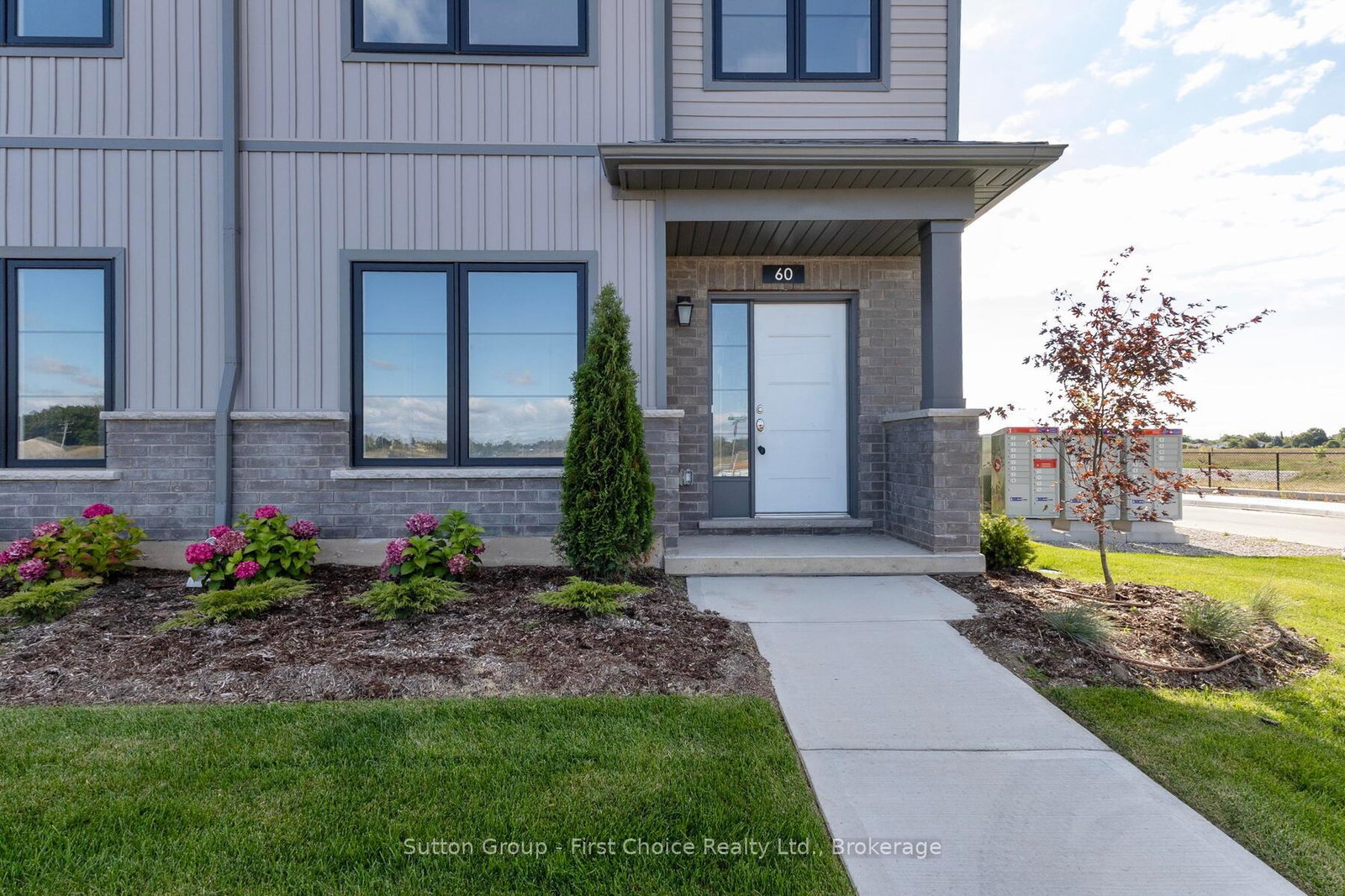 60-balladry-boulevard-stratford-ontario-x12862440
